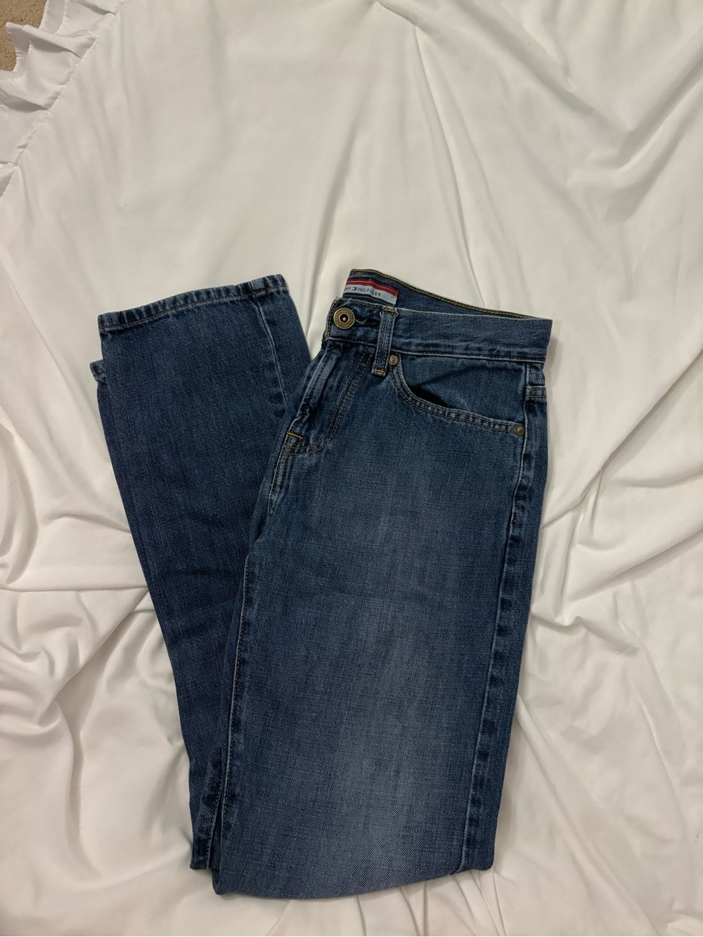 Tommy Hilfiger Low Waisted Denim Jeans in a Straight Cut